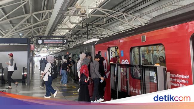 Warga Senang Tarif MRT-TransJ Rp 80: Bikin Hemat Pengeluaran