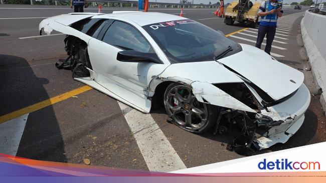 Potret Lamborghini Hancur di Tol Kunciran, Bumper Remuk hingga Ban Raib