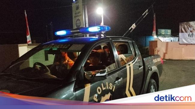 Polda Jateng dan Warga Kompak Patroli Bareng Jaga Situasi Pati Kondusif