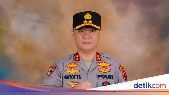 Sinergi Pelayanan Publik, Kapolda Sumbar Dianugerahi Penghargaan di HUT RI