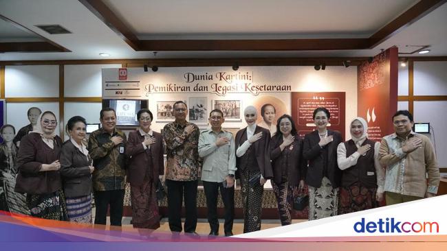 Buka Pameran &amp; Seminar Kartini, Menbud Ungkap Pentingnya Arsip bagi Bangsa