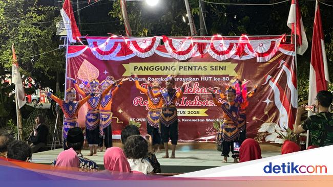 Semarak Kemeriahan HUT Ke-80 RI di Surabaya, Guyub &amp; Gotong Royong
