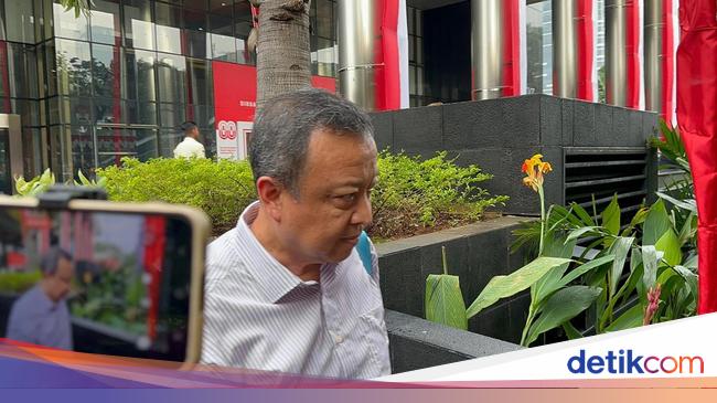Staf Ahli Menteri PU Cuma Bilang 'Maaf' Usai Diperiksa KPK di Kasus Mempawah