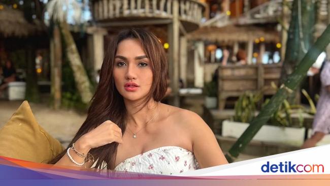 Tengku Dewi Tetap Kangen Jakarta Meski Sudah Nyaman Hidup di Bali