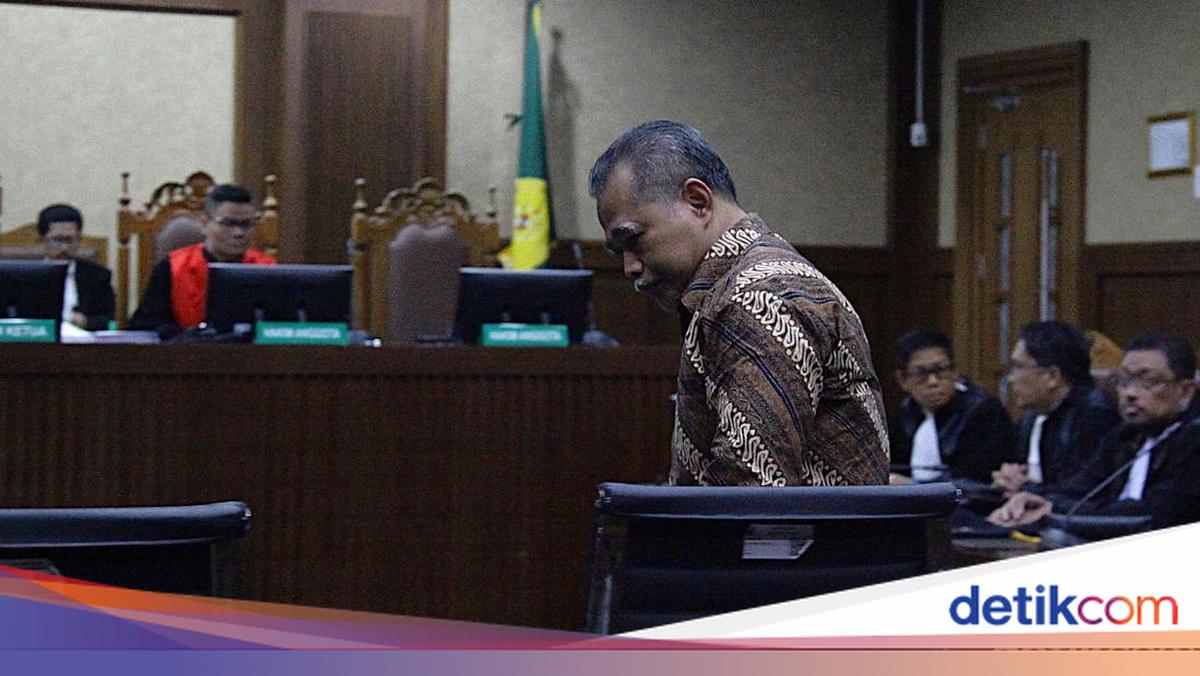 Sama-sama Hakim Terdakwa Suap tapi Beda Sikap soal Vonis Ringan