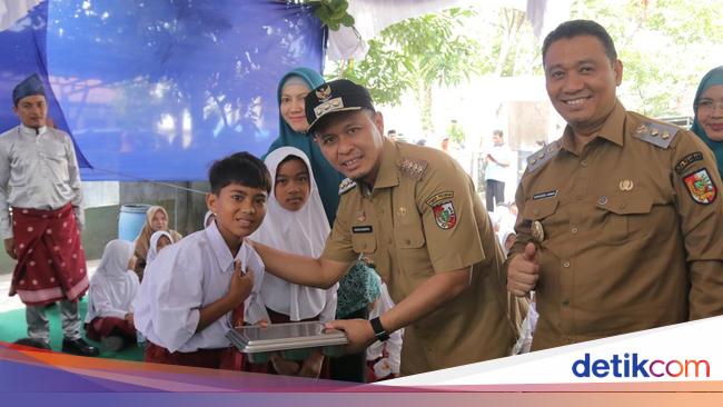 Walkot Pekanbaru Targetkan 100 Dapur MBG Beroperasi Tahun Ini
