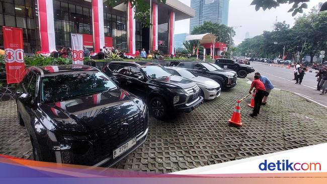Daftar 22 Tunggangan di 'Showroom' KPK Usai OTT Wamenaker