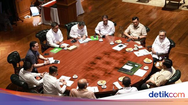 Rapat Meja Bundar Prabowo di Hambalang Bahas Progres Swasembada Pangan