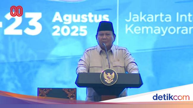 Kelakar Prabowo Saat Setop Pidato Jelang Azan: Nanti Saya Dimarahin Menag