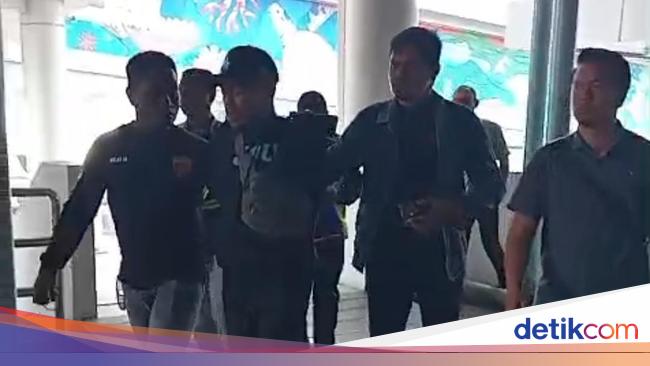 Detik-detik Penculik Kacab Bank Diciduk Sesaat Pesawat Landing di NTT