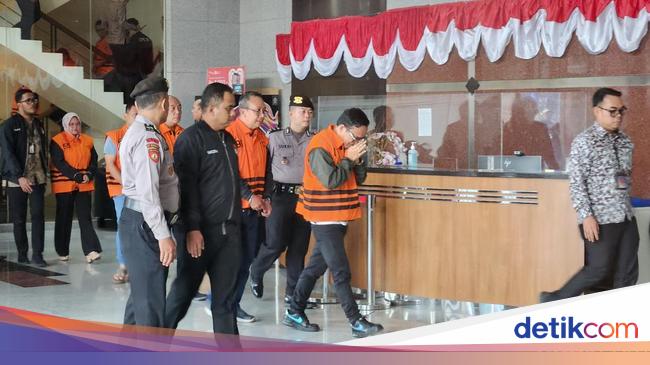 Wamenaker Noel Nangis Ditahan KPK Usai Terjaring OTT