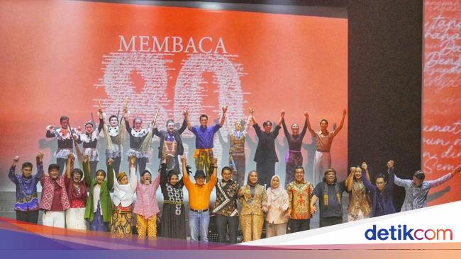 Hadiri Sasana Sastra, Menbud-Menag Bacakan Puisi Perjuangan-Spiritualitas