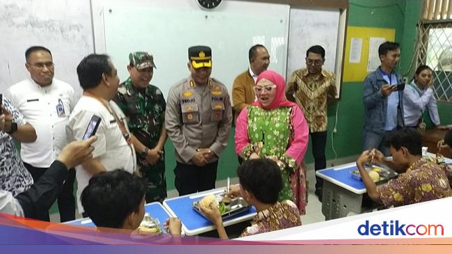 SPPG di Jakbar Diresmikan, Bakal Salurkan MBG untuk 3.547 Siswa