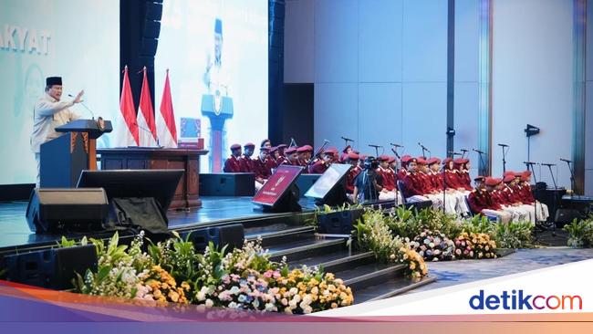 Pesan Prabowo ke Siswa Sekolah Rakyat: Cintai Orang Tuamu, Hormati Gurumu