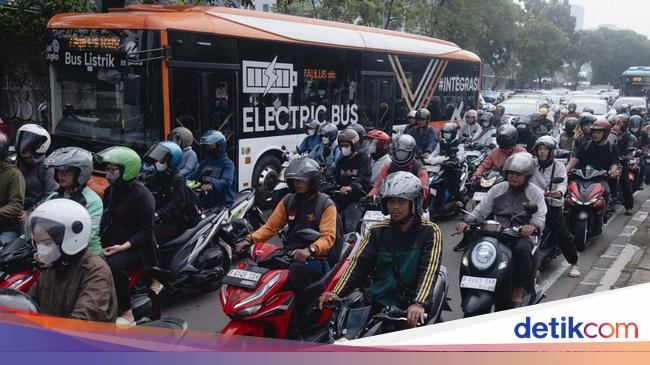Anggota DPRD DKI Dukung Transjakarta di Rute TB Simatupang Ditambah