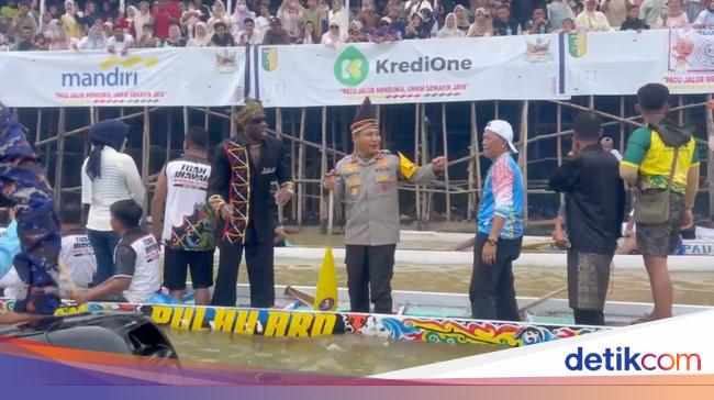 Melly Mike Ramaikan Pacu Jalur, Kapolda Riau Harap Budaya-Alam Terus Lestari