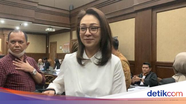Eks Istri Sebut Antonius Kosasih Tak Pernah Terbuka soal Sumber Penghasilan