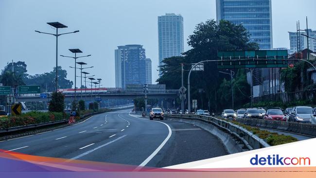 Sempat Gratis Sementara Imbas Demo di DPR, Tol Dalam Kota Kembali Normal