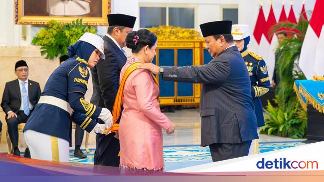 Puan Bersyukur Terima Tanda Kehormatan dari Prabowo: Ini Amanah Rakyat