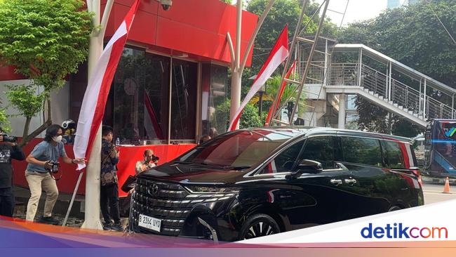 KPK Sita 24 Kendaraan Kasus Pemerasan Kemnaker, Terbaru Land Cruiser-Alphard