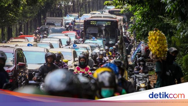 Ancang-ancang Solusi Terbaru Urai Macet Parah di TB Simatupang