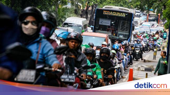 Ragam Cara Agar Macet di TB Simatupang Bisa Diredam
