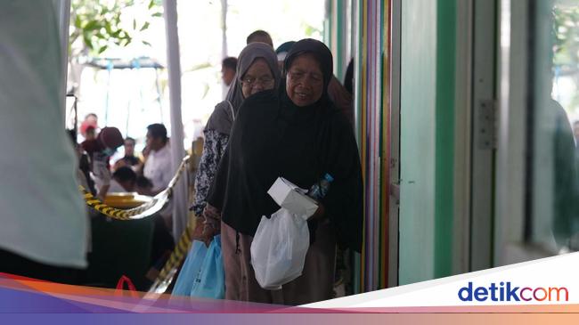 Kemenimipas Bagikan 5.000 Paket Bansos-Gelar Pengobatan Gratis di Cipinang Jaktim