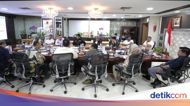 Kemensos &amp; Komdigi Perkuat Sinergi Wujudkan Digitalisasi Sekolah Rakyat