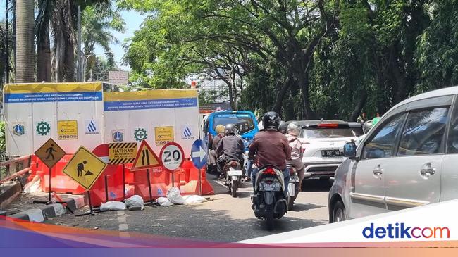 Ada Lagi Aja Galian Baru di TB Simatupang, Warga Ngeluh Jadi Serba Susah