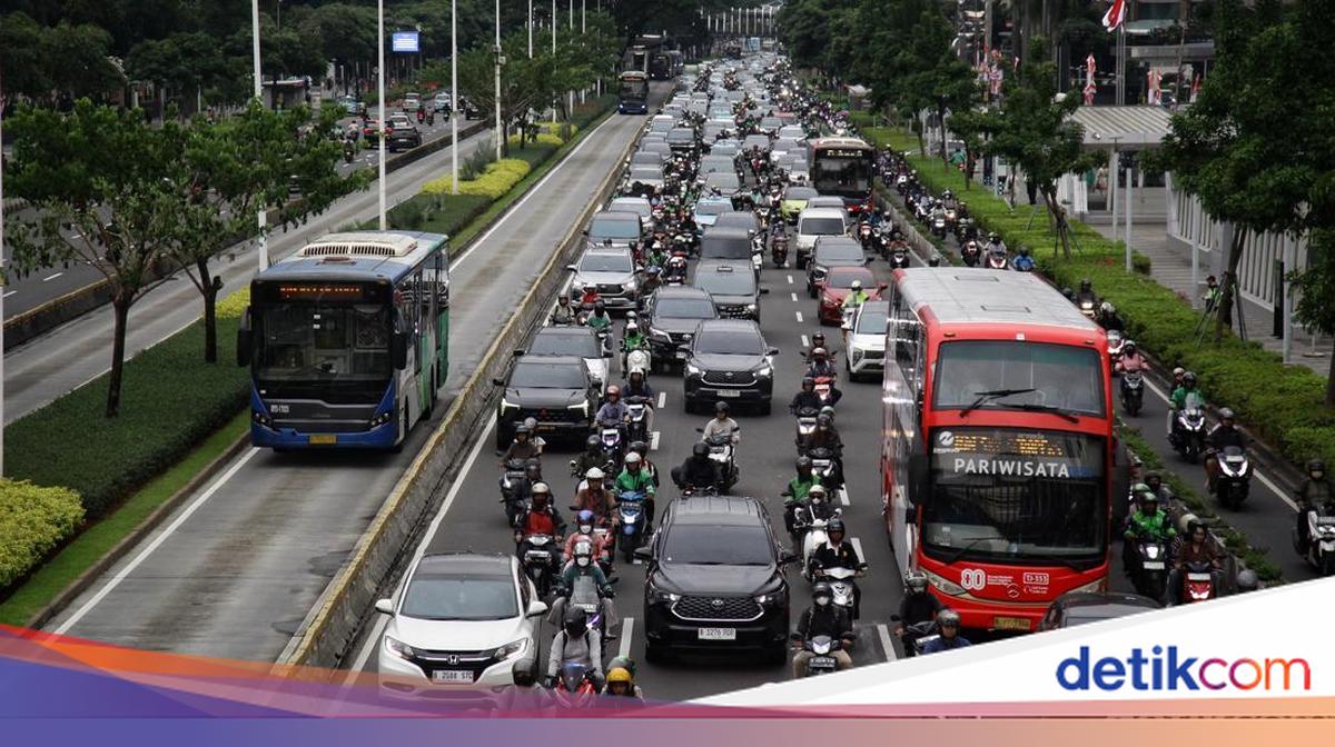 Istana hingga DPR Merespons Sorotan Sirine-Rotator