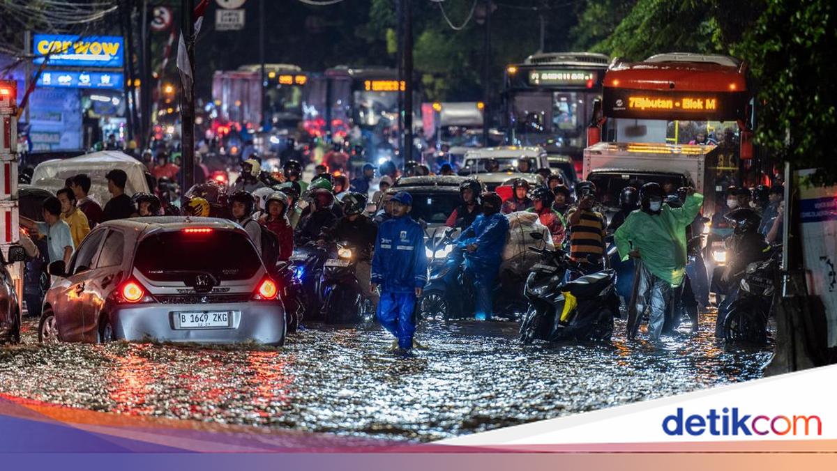 Tips Hadapi Banjir: Sebelum, Saat dan Sesudah