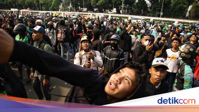Jakarta Memanas Bikin Mal Tutup Cepat, Pemerintah Diminta Turun Tangan!