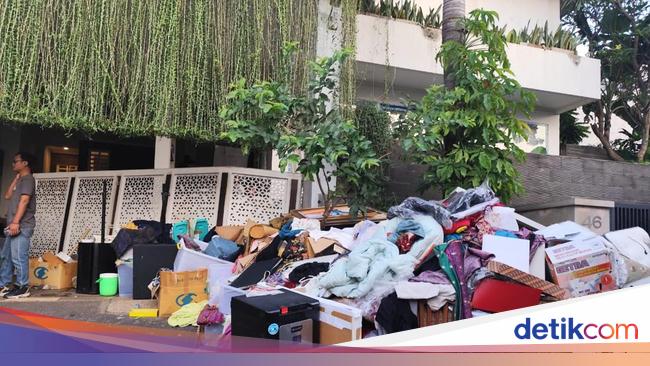 Polisi Tetapkan 11 Tersangka Terkait Kasus Penjarahan Rumah Sri Mulyani
