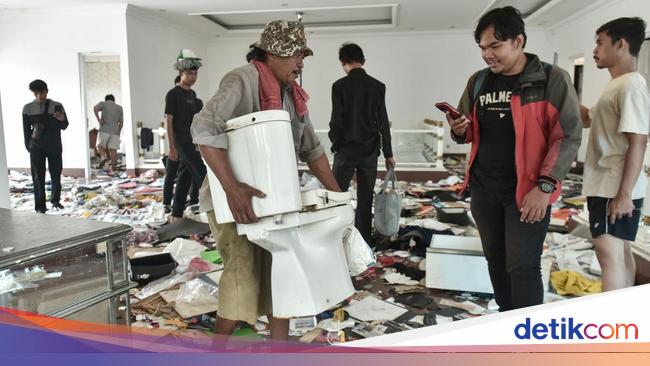 Potret Rumah Uya Kuya Porak Poranda Dijarah Massa