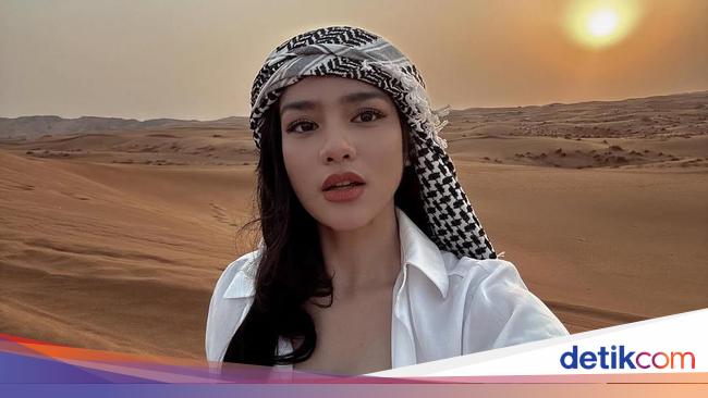 Davina Karamoy Dubai Vacation Photo – DetikTravel
