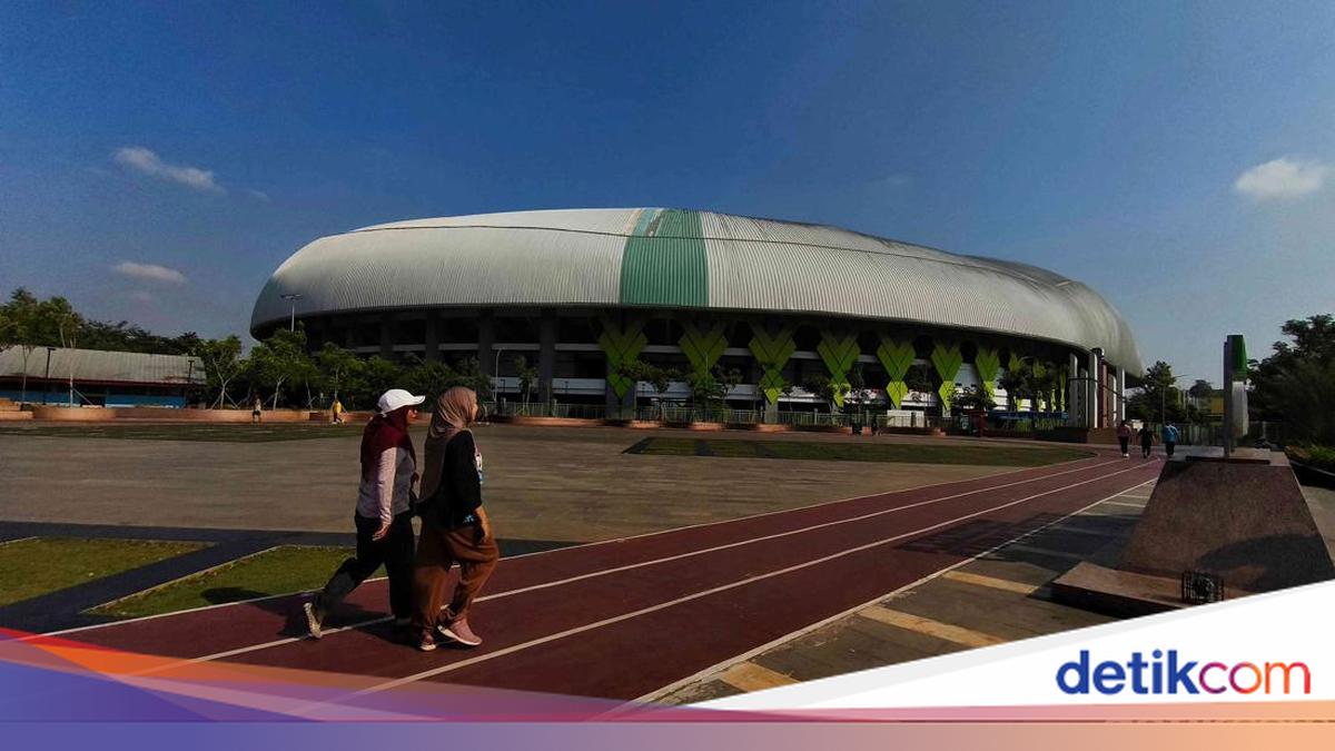 Yalangoch ayollar BDSM videolari