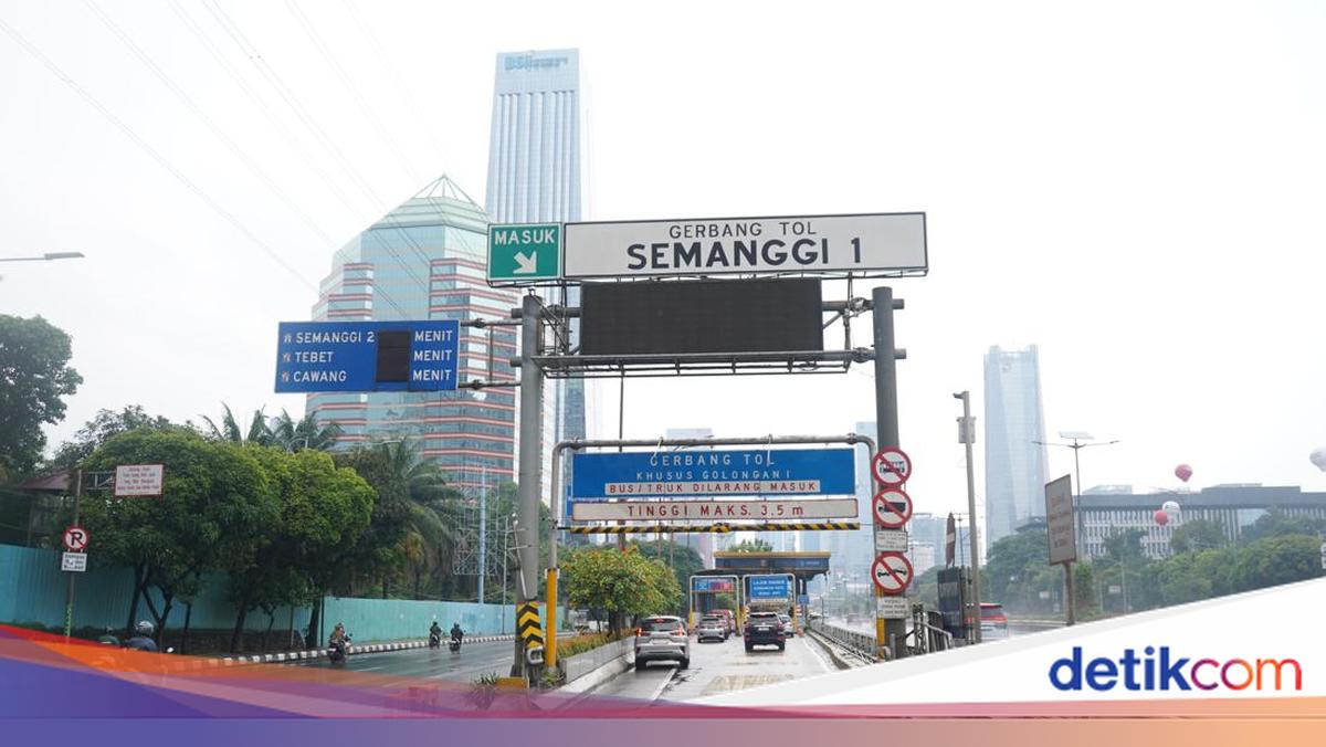 5 Gerbang Tol Dalam Kota Dibuka Parsial Pagi Ini demi Cegah Macet