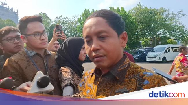 PSI Ungkap Alasan Kaesang Absen Pertemuan Prabowo-Petinggi Parpol di Istana