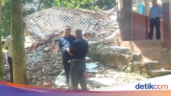 Pemkab Bakal Bangun Ruang Kelas Baru SD di Nanggung Bogor Usai Ambruk