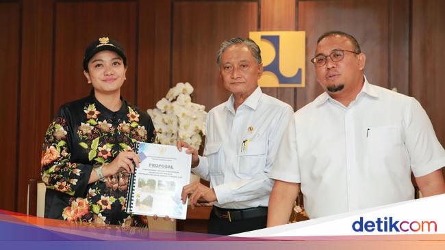 Andre Rosiade-Bupati Dharmasraya Temui Menteri PU, Ajukan Proposal Jalan Hingga Pasar