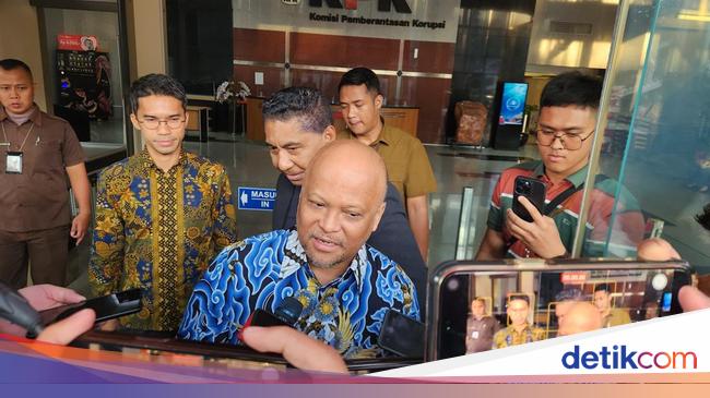RK Beli Mercy Peninggalan BJ Habibie Rp 2,6 M, Baru Dicicil Rp 1,3 M