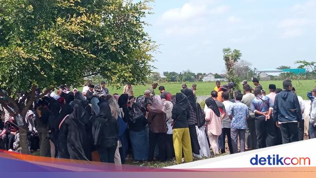 Kerabat Ungkap Sosok Syahroni yang Terkubur 1 Liang Bersama 4 Anggota Keluarga