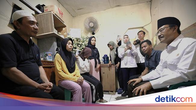 Kunjungi Keluarga Affan, Mensos Sampaikan Duta-Beri Santunan Kematian