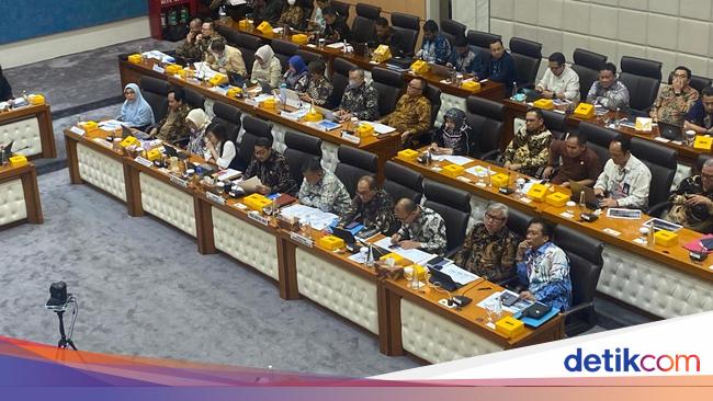 Menteri Ekraf Usul Tambahan Anggaran Rp 1,06 T ke DPR, Buat Apa Aja?