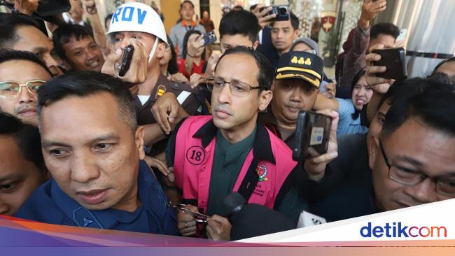 Kejagung Usut Aliran Uang Diterima Nadiem dalam Korupsi Pengadaan Laptop