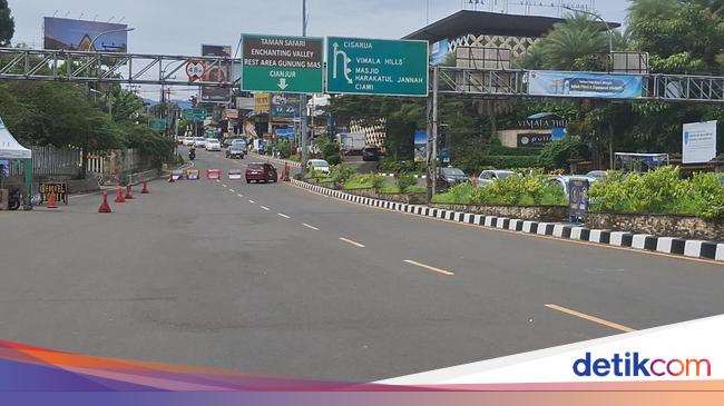 Polisi Terapkan One Way di Puncak Arah Jakarta Long Weekend Siang Ini