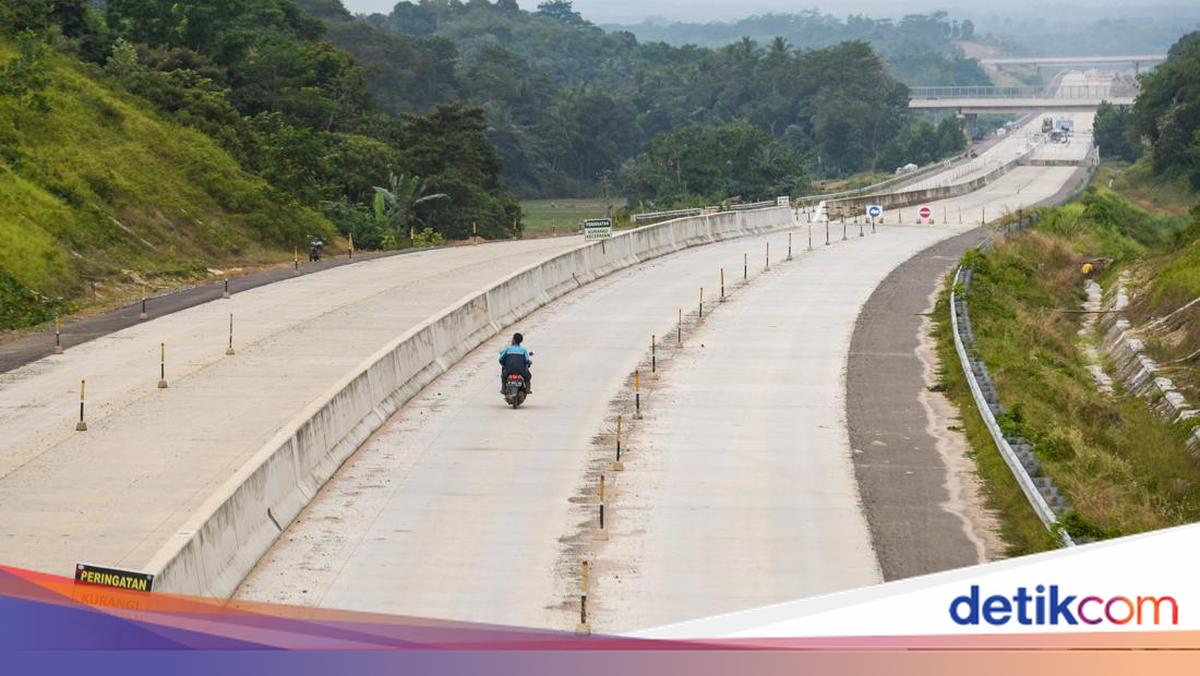 Sebanyak 50 tol telah ditetapkan sebagai Proyek Strategis Nasional (PSN) pada masa pemerintahan Presiden Prabowo Subianto.