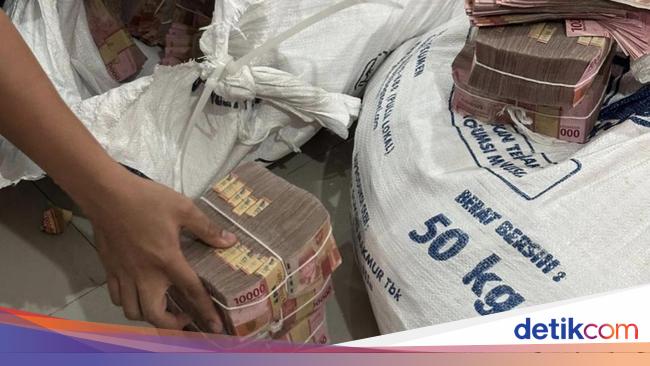 Sopir Bank Gondol Rp 10 Miliar di Solo, Ini Penampakan Duitnya