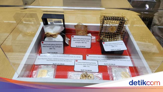 KPK Lelang Barang Koruptor 17 September: Mobil hingga Gelang Emas Bentuk Naga