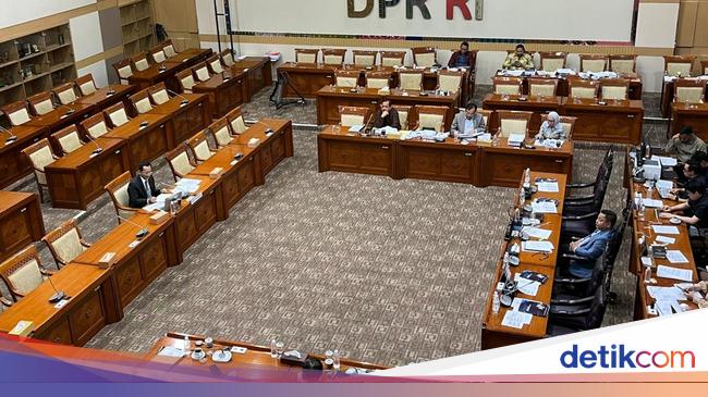Legislator Tanya Calon Hakim Agung soal Mafia Pajak, Ungkit Kasus Gayus-Zarof